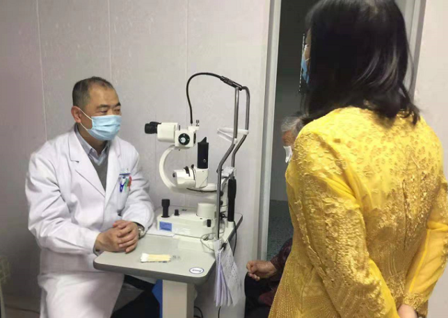 白內(nèi)障手術